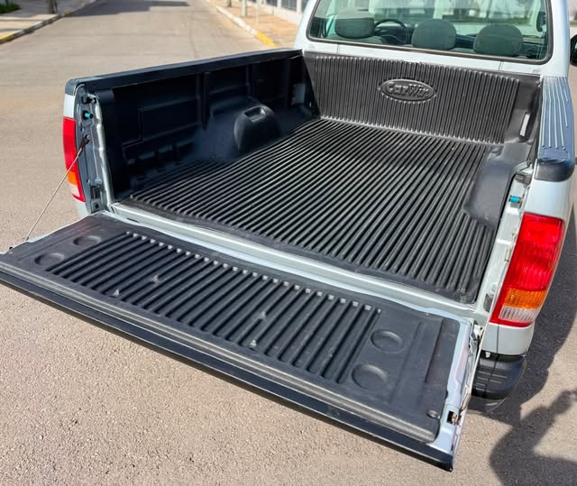 FORD F-250 XL-L - Imagem 18