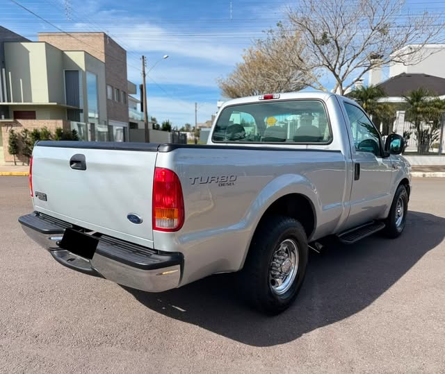 FORD F-250 XL-L - Imagem 5