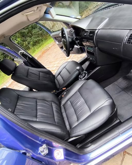 VOLKSWAGEN PARATI GTI - Imagem 11