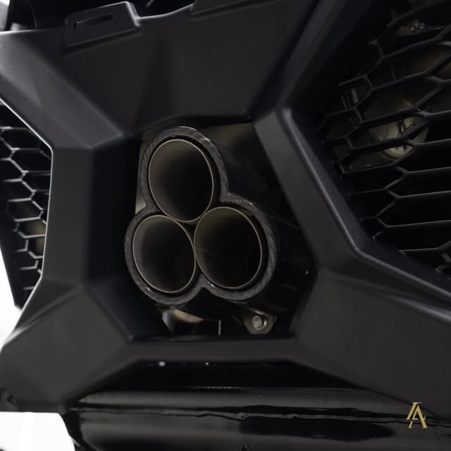 CAN-AM MAVERICK X3 XRS TURBO RR - Imagem 17