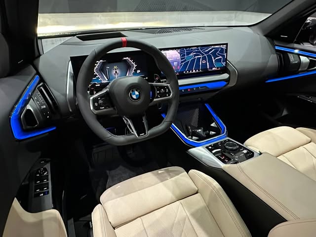BMW X3 M50 - Imagem 6