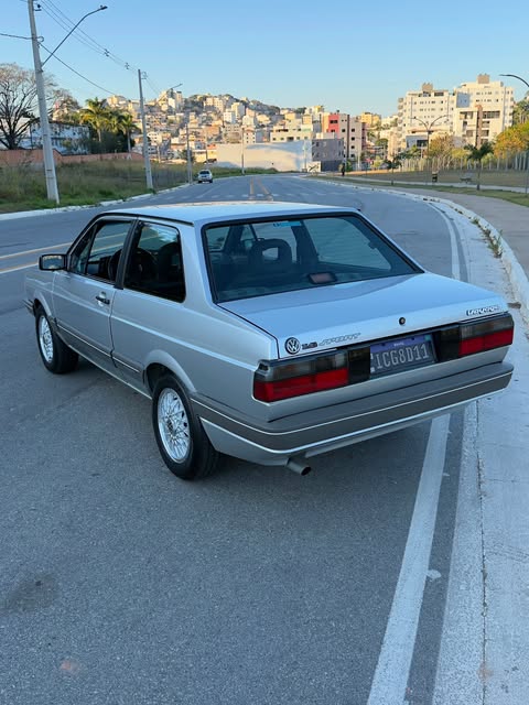 VOLKSWAGEN VOYAGE SPORT 1.8S - Imagem 3