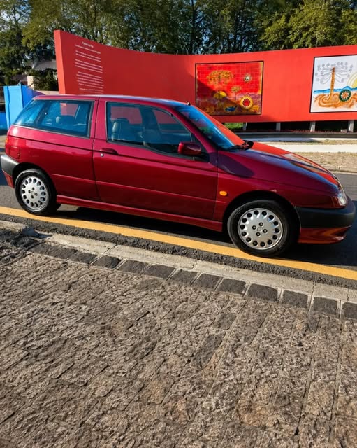 ALFA ROMEO 145 - Imagem 2