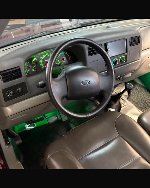 FORD F-250 XLT - Imagem 2