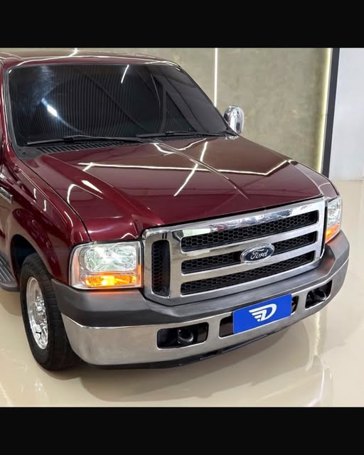 FORD F-250 XLT - Imagem 6