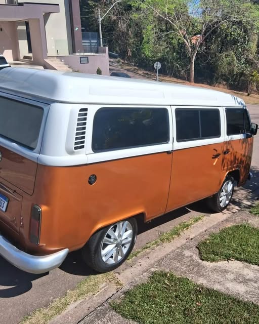 VOLKSWAGEN KOMBI - Imagem 11