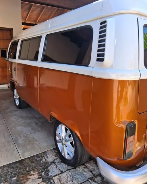 VOLKSWAGEN KOMBI - Imagem 12