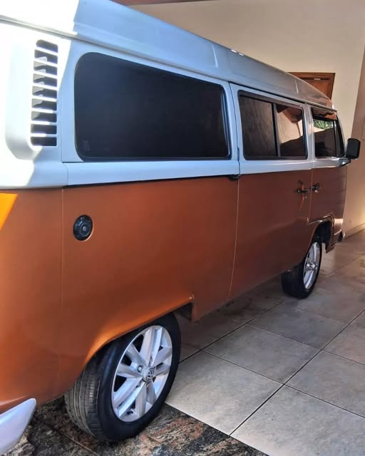 VOLKSWAGEN KOMBI - Imagem 13