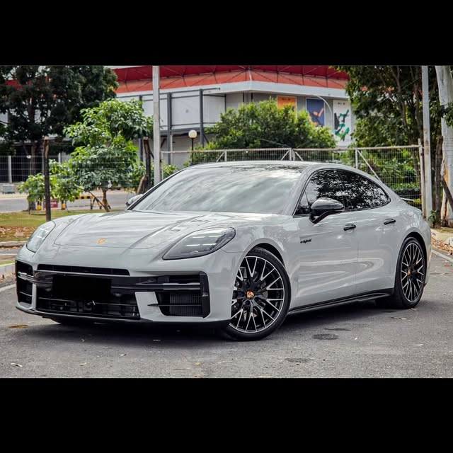 PORSCHE PANAMERA 4 2.9 V6 E-HYBRID - Imagem 7