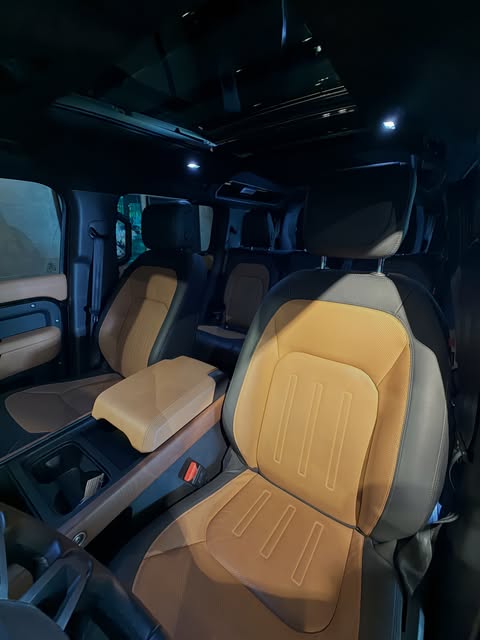 LAND ROVER DEFENDER - Imagem 9