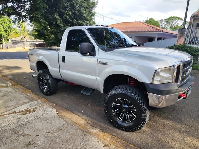 FORD F-250 XL - Imagem 1