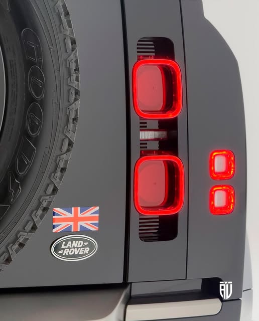 LAND ROVER DEFENDER D300 SE X-DYNAMIC - Imagem 4
