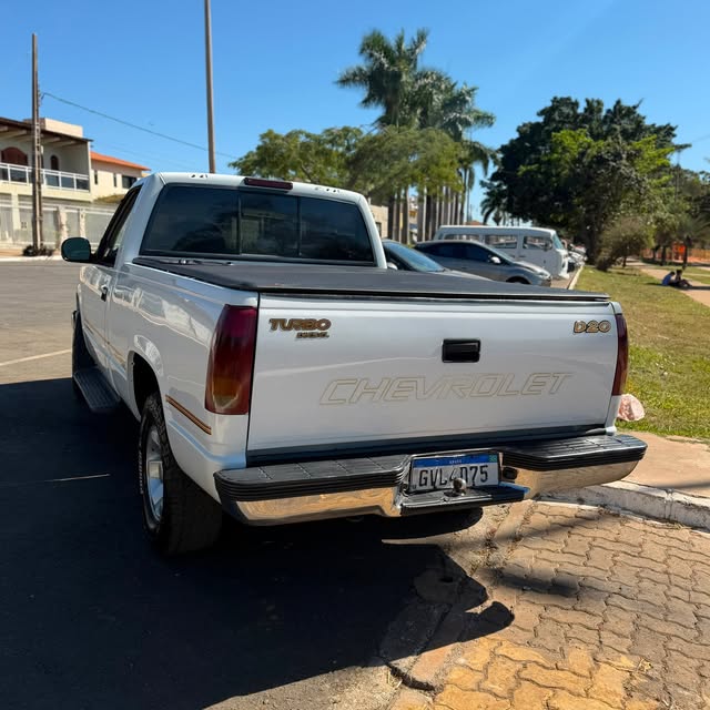 CHEVROLET SILVERADO - Imagem 6