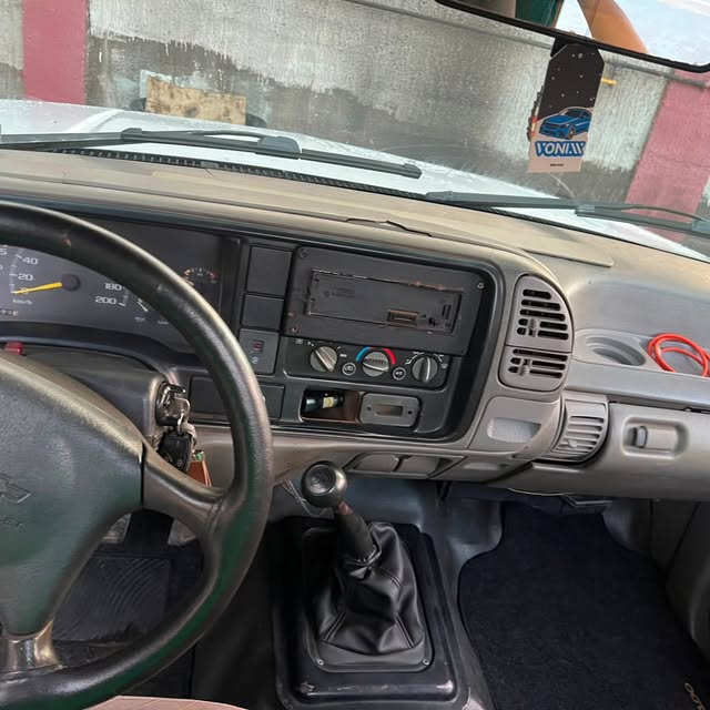 CHEVROLET SILVERADO - Imagem 10