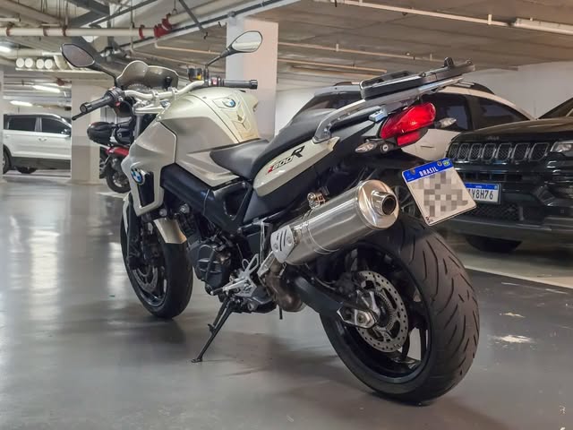 BMW F 800 R - Imagem 4