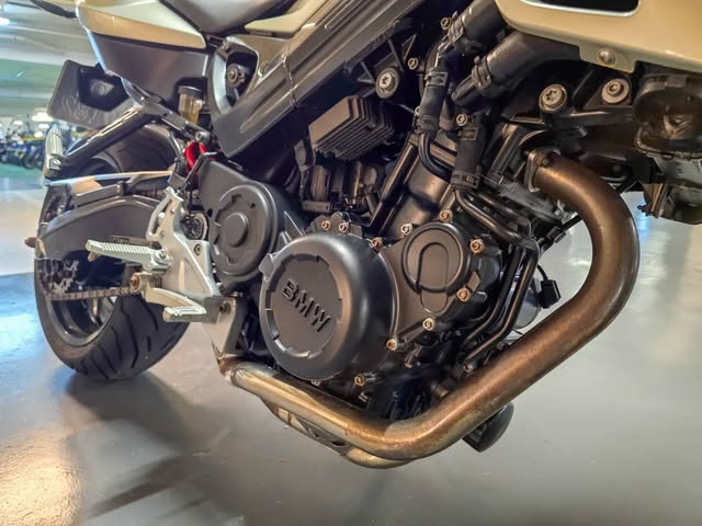 BMW F 800 R - Imagem 9