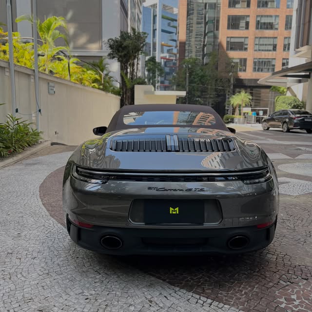 PORSCHE 911 CARRERA GTS - Imagem 8