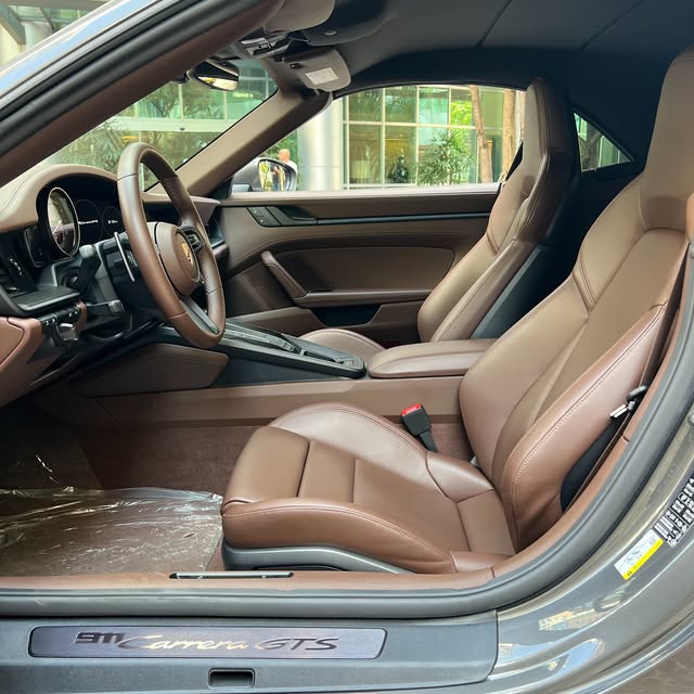 PORSCHE 911 CARRERA GTS - Imagem 10