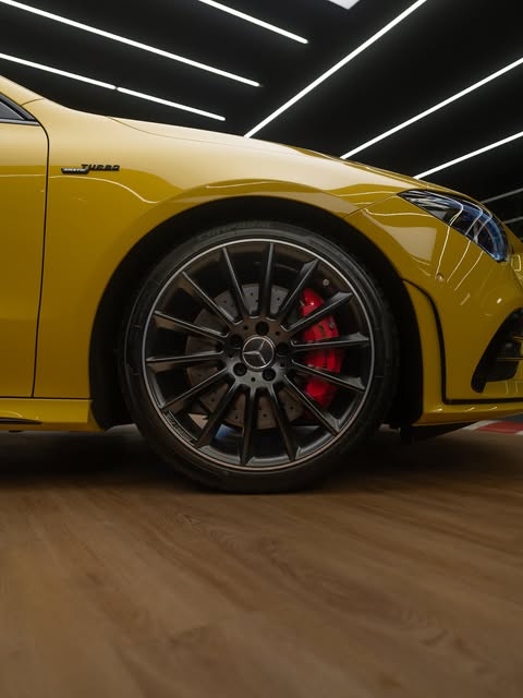 MERCEDES-BENZ CLA 35 AMG - Imagem 17
