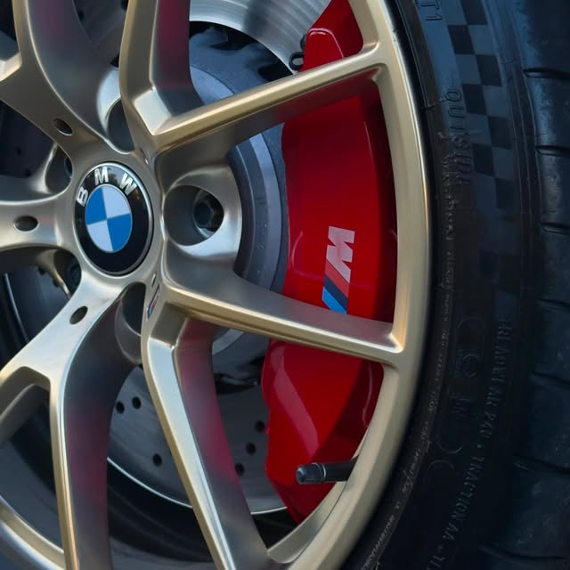 BMW M2 CS - Imagem 12
