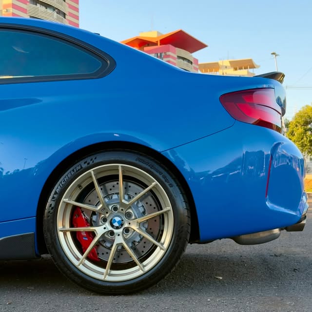 BMW M2 CS - Imagem 19