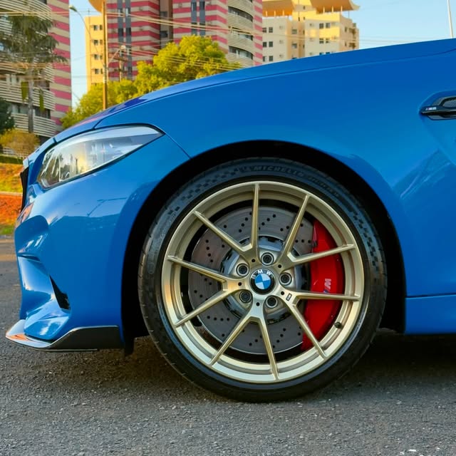 BMW M2 CS - Imagem 3