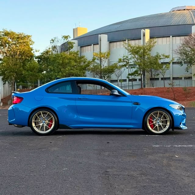 BMW M2 CS - Imagem 9