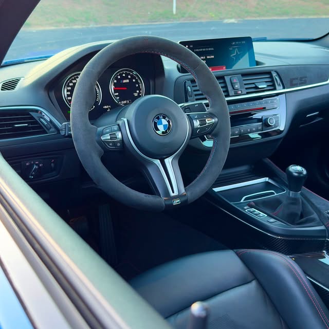 BMW M2 CS - Imagem 10