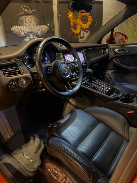 PORSCHE MACAN GTS - Imagem 16