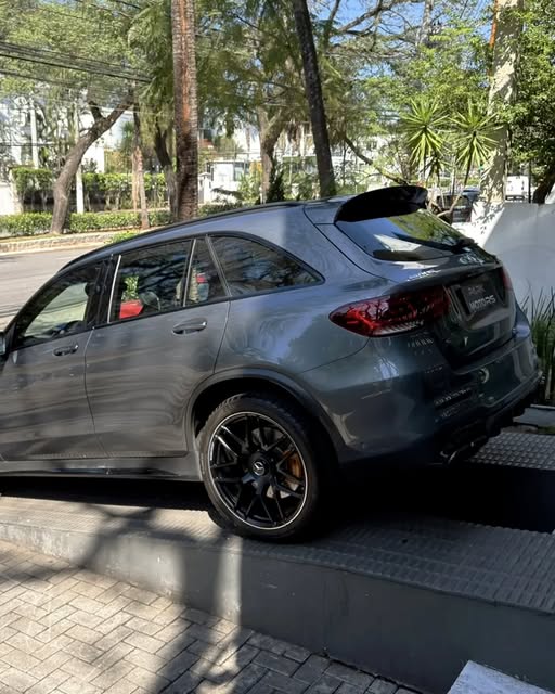 MERCEDES-BENZ GLC 63 AMG - Imagem 7