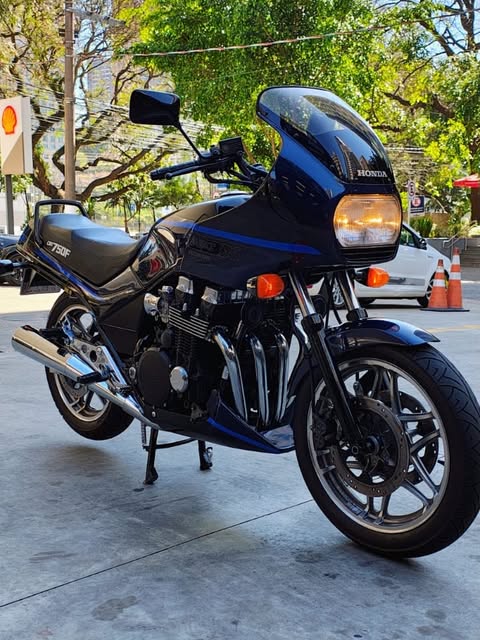 HONDA CBX 750 F - Imagem 1