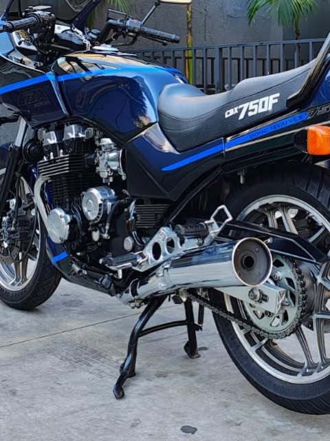 HONDA CBX 750 F - Imagem 9