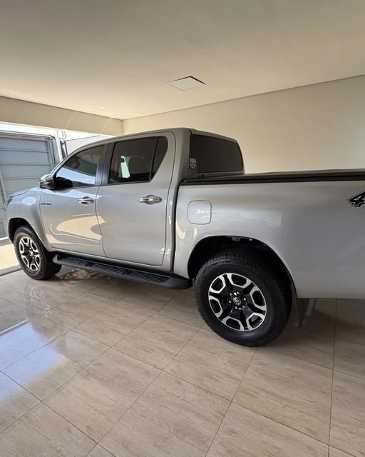 TOYOTA HILUX SRV - Imagem 3