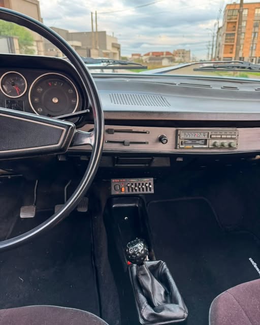 VOLKSWAGEN PASSAT LS - Imagem 13