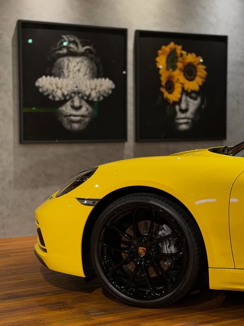 PORSCHE 718 CAYMAN STYLE EDITION - Imagem 16