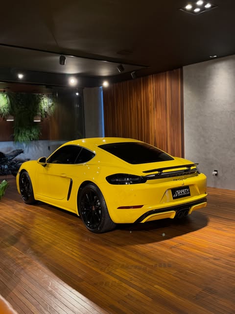 PORSCHE 718 CAYMAN STYLE EDITION - Imagem 6