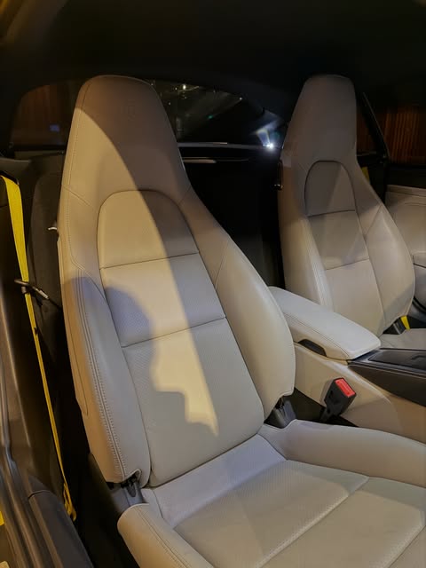 PORSCHE 718 CAYMAN STYLE EDITION - Imagem 10