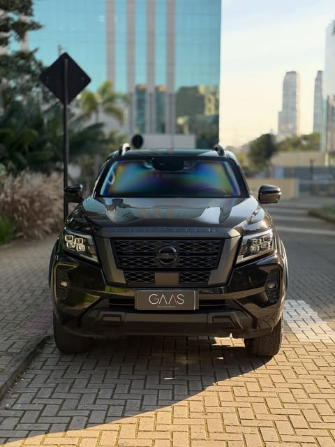 NISSAN FRONTIER PRO4X CD 4X4 - Imagem 2