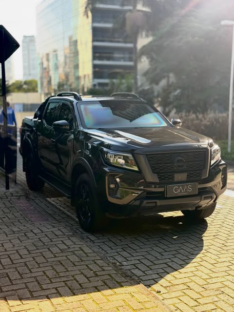 NISSAN FRONTIER PRO4X CD 4X4 - Imagem 3