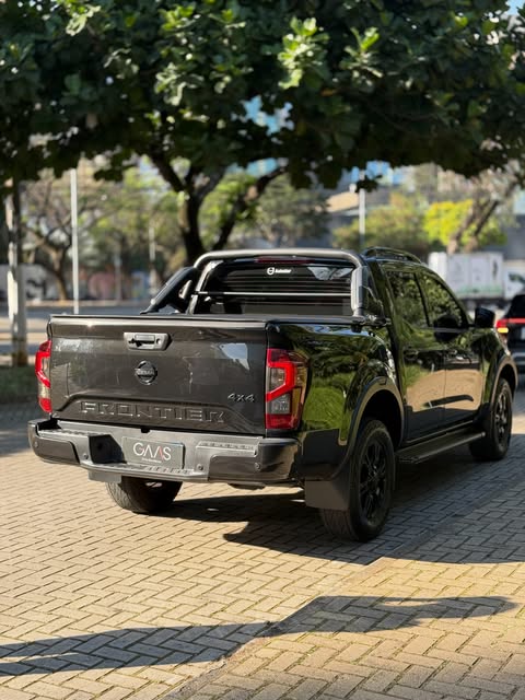 NISSAN FRONTIER PRO4X CD 4X4 - Imagem 4