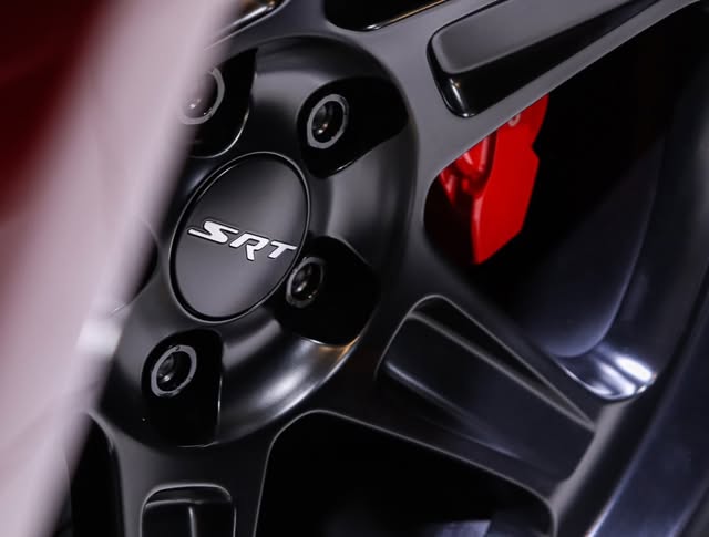 DODGE CHALLENGER SRT DEMON - Imagem 15
