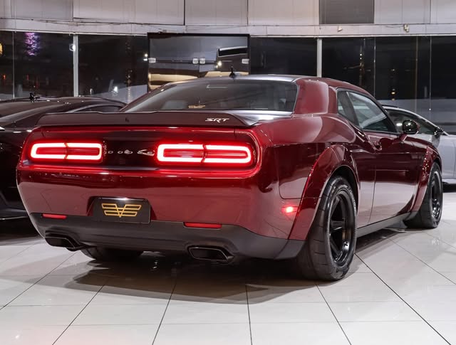 DODGE CHALLENGER SRT DEMON - Imagem 3