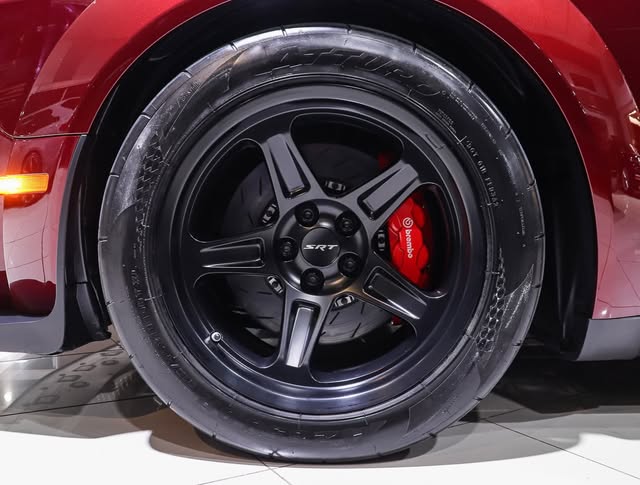DODGE CHALLENGER SRT DEMON - Imagem 6