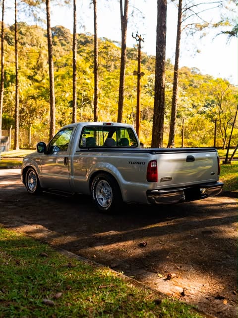 FORD F-250 XLT-L - Imagem 5