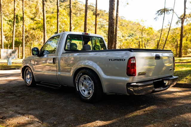 FORD F-250 XLT-L - Imagem 7