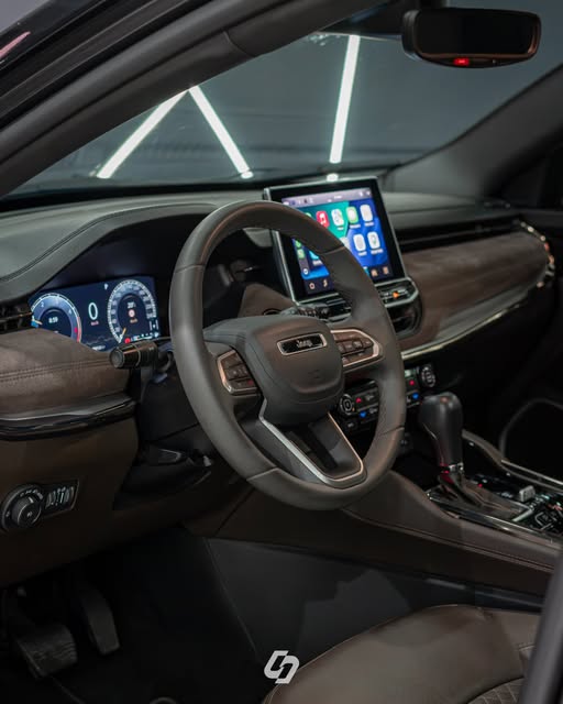 JEEP COMMANDER OVERLAND - Imagem 4