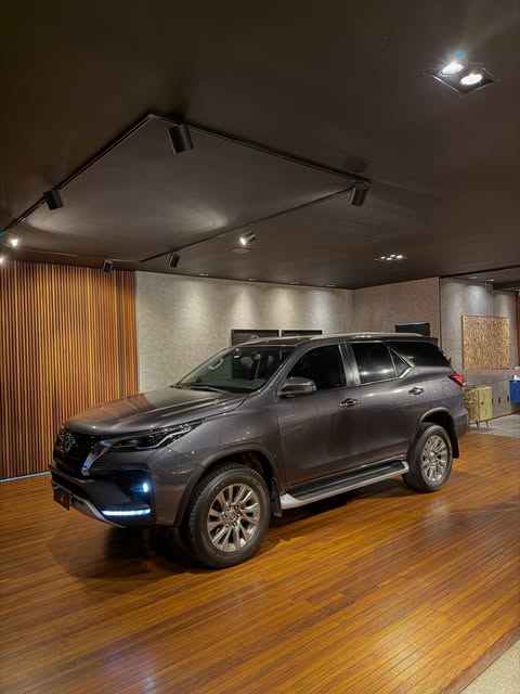 TOYOTA HILUX SW4 SRX - Imagem 17