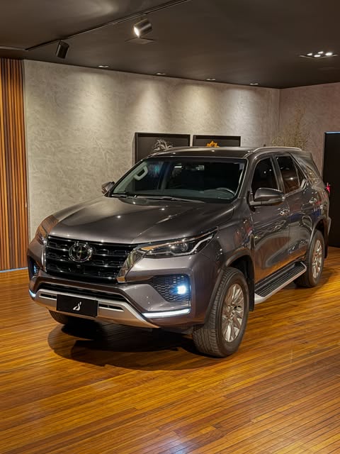 TOYOTA HILUX SW4 SRX - Imagem 18