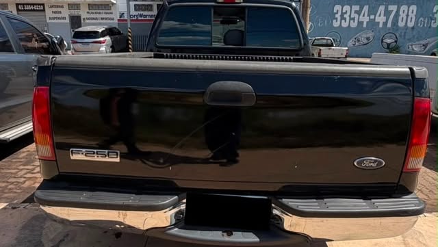 FORD F-250 XLT - Imagem 4