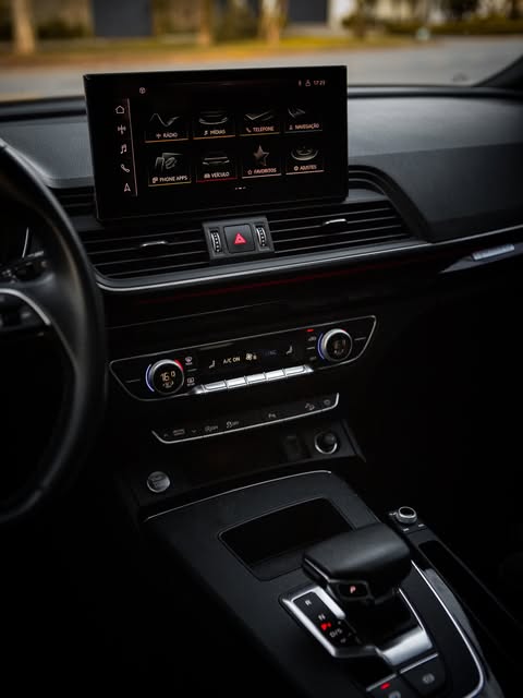 AUDI Q5 S LINE BLACK - Imagem 11